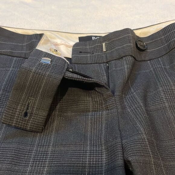 Body by Victoria- “The Kate Fit” Flare Leg Grey Pattern Trousers- Size 6 Tall - Picture 7 of 8